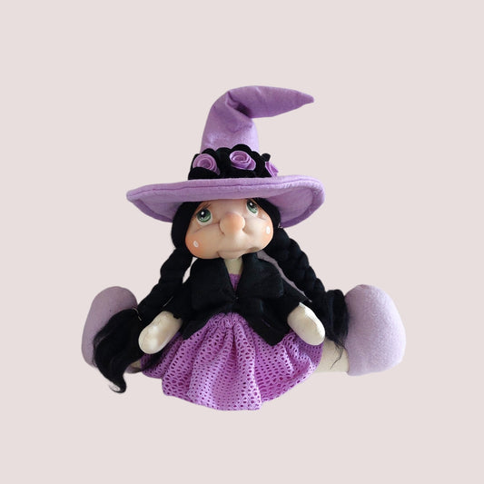 Cartamodello Strega Erika