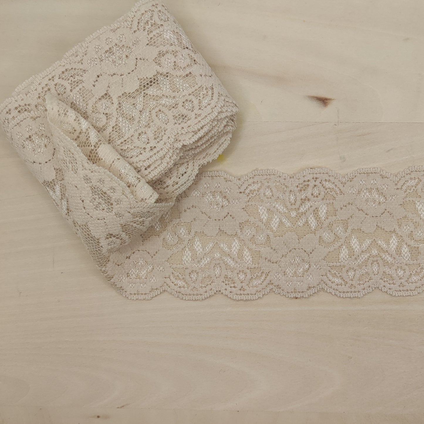 Pizzo 024 / Color carne